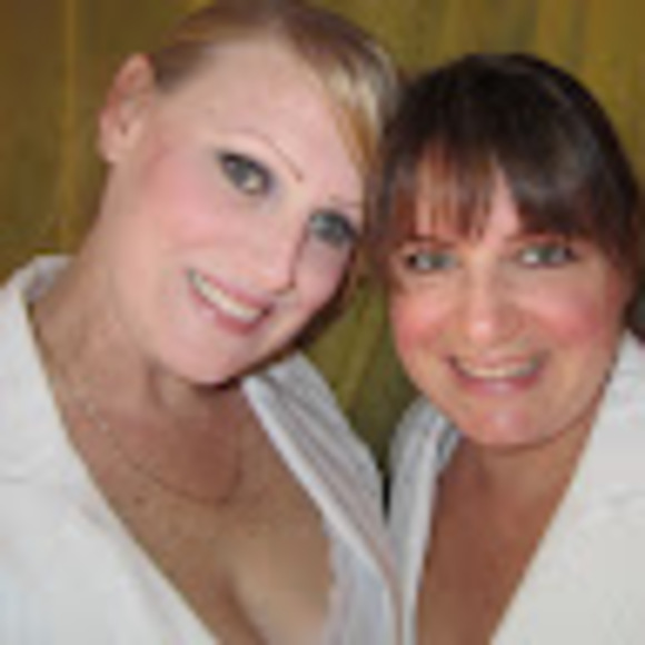 Meet your Posher, Kindra - Picture 1 of 1